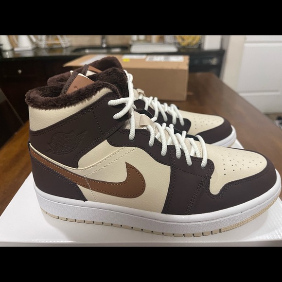 ❌SOLD❌ Jordan 1 Mid SE Brown Basalt Oatmeal sz: US 7.5 W/ 6.5 M - Picture 8 of 12